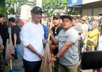 Bupati Sarolangun Hurmin Launching Gotong Royong Berbakti Maju